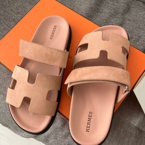 Brand New Hermes Chypre sandal in Nude color size 37.5